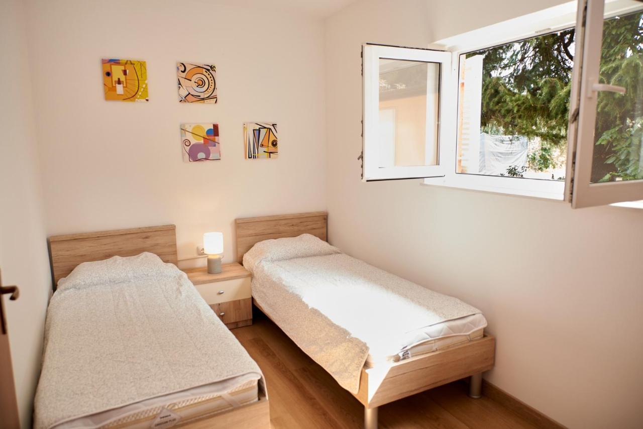 Cittanova Boutique Apartment Con Piscina Novigrad Istria Exterior foto